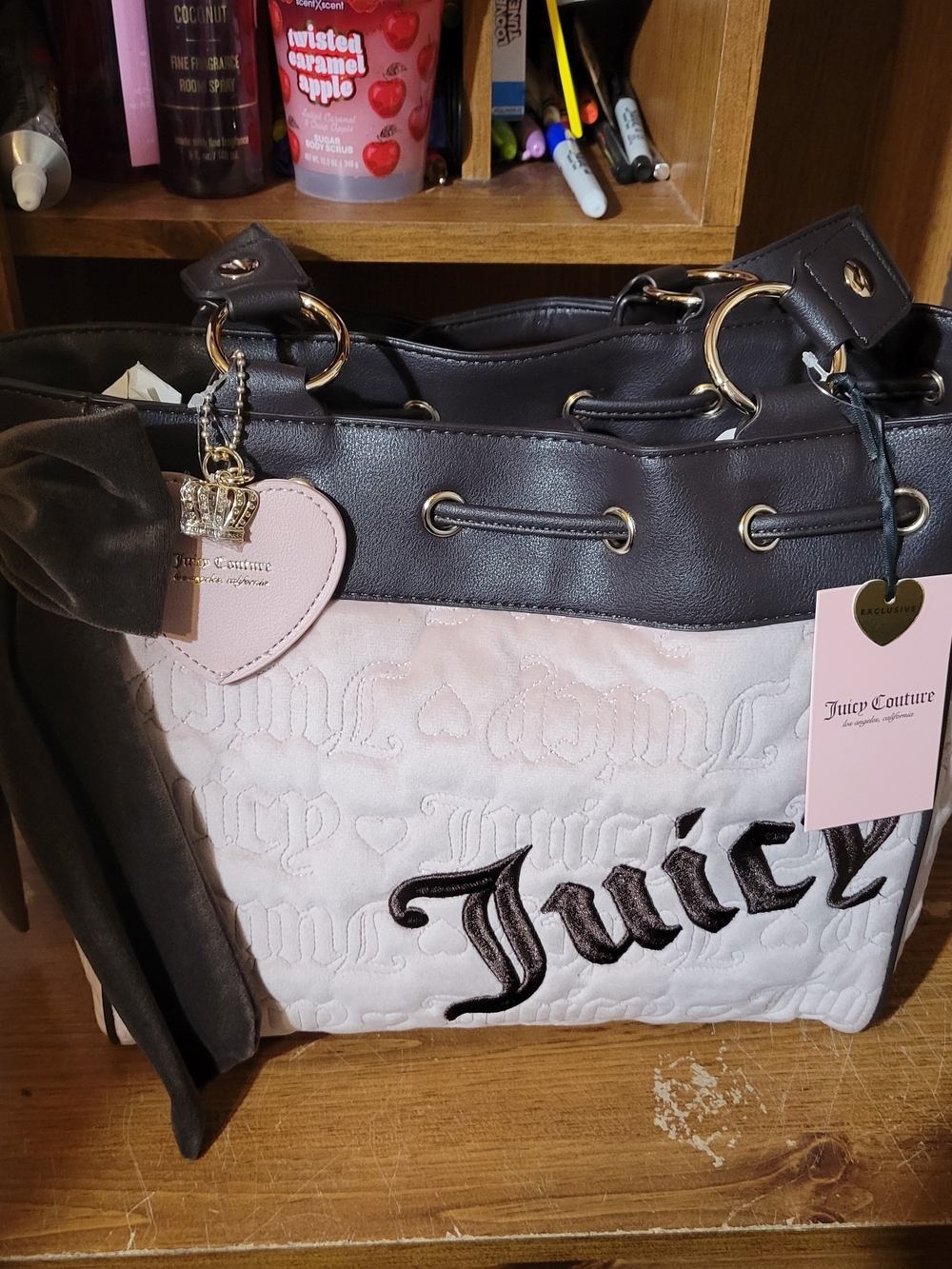 Juicy couture Vintage Dream Tote in color dusty blush. Nwt